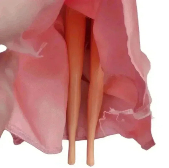 Mattel Sweet Valentine Barbie 1995 Vintage Special Edition Pink Gown Collectible - Picture 8 of 8